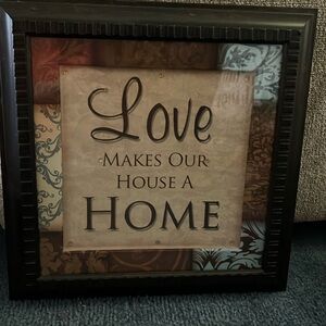 Wall decor. Picture is from Kirkland.